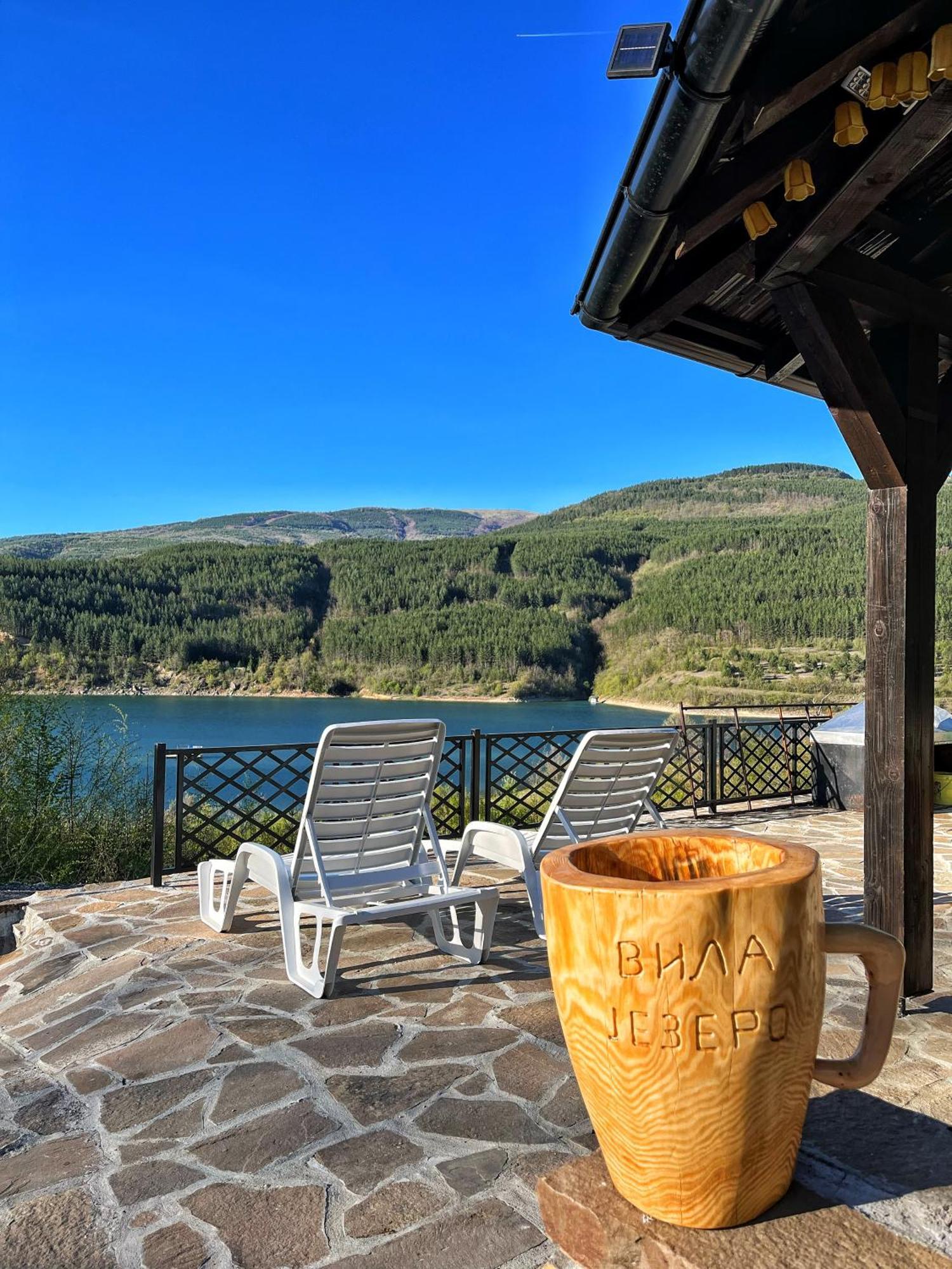 Zavojsko Jezero - Vila Jezero Pirot Kültér fotó